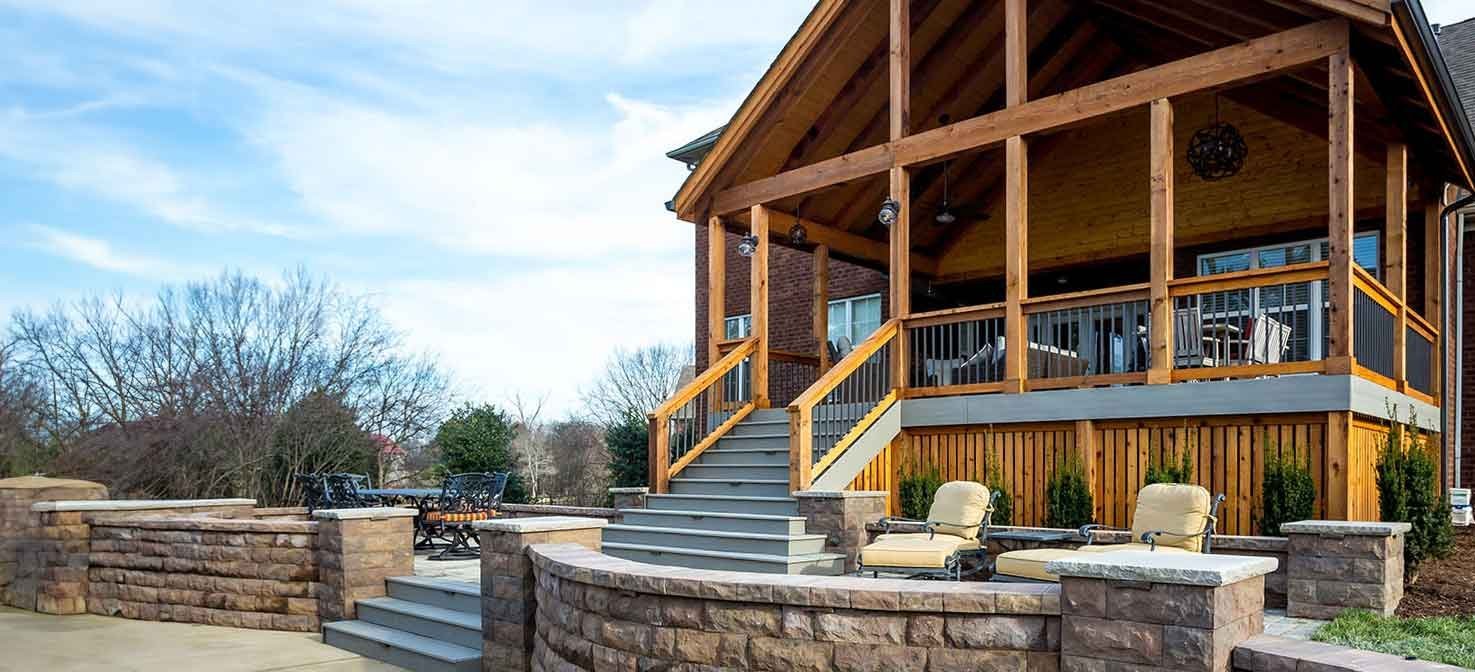 Deck & Fence Builder in Huntsville, Alabama